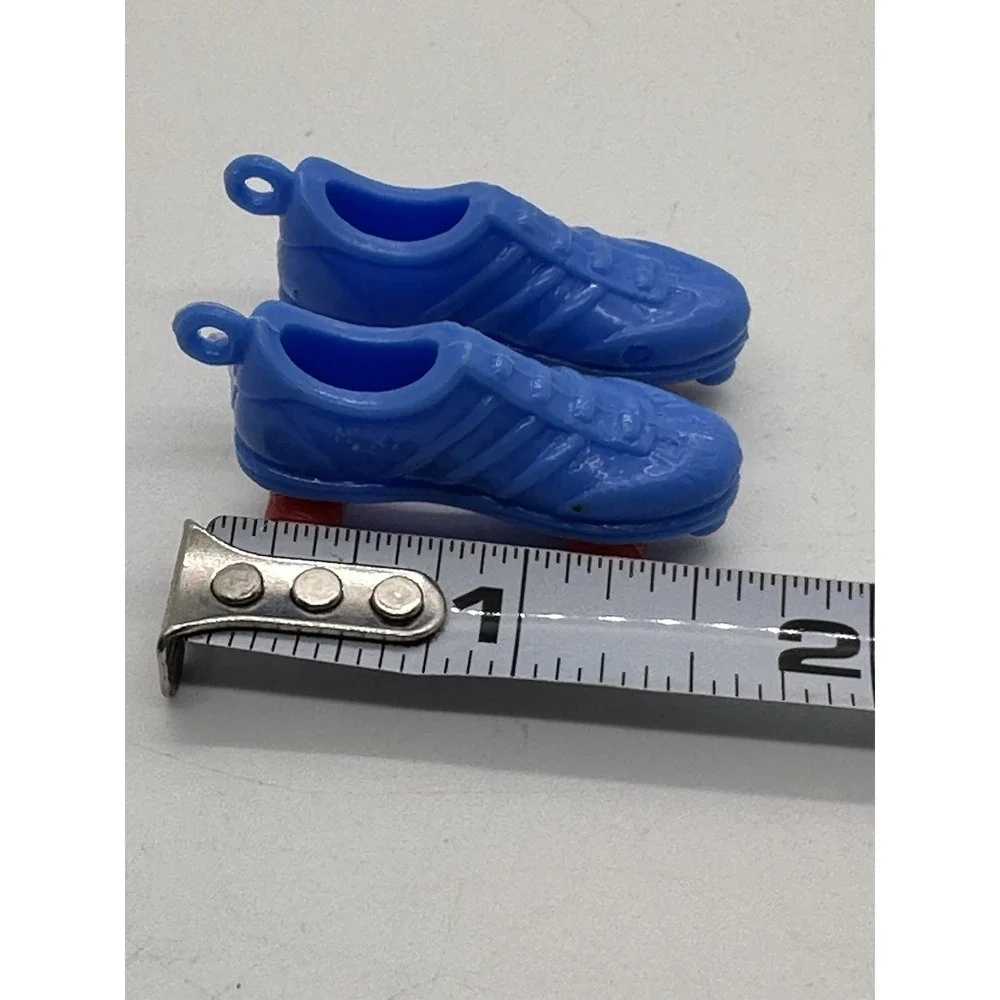 Vintage Mini Roller Skate Charms Blue Plastic Pendant Jewelry Craft Pair‎